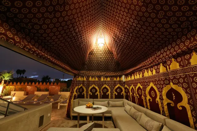 lounge