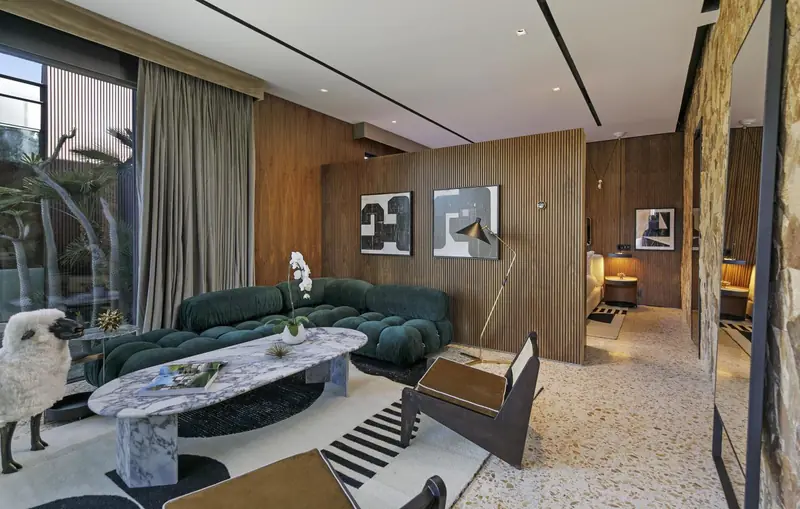 lounge