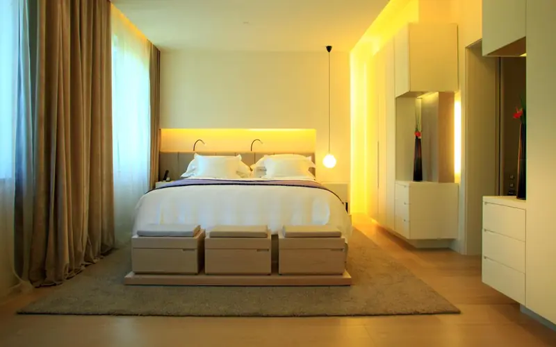 hotel room
