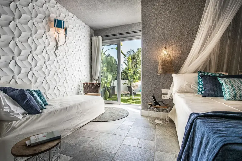 hotel room