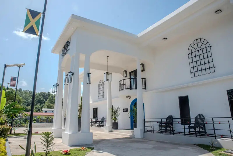 Sky's Villa Resort