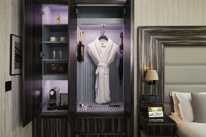 hotel room