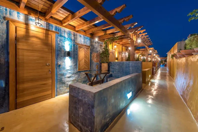10Gr Boutique Hotel & Wine Bar