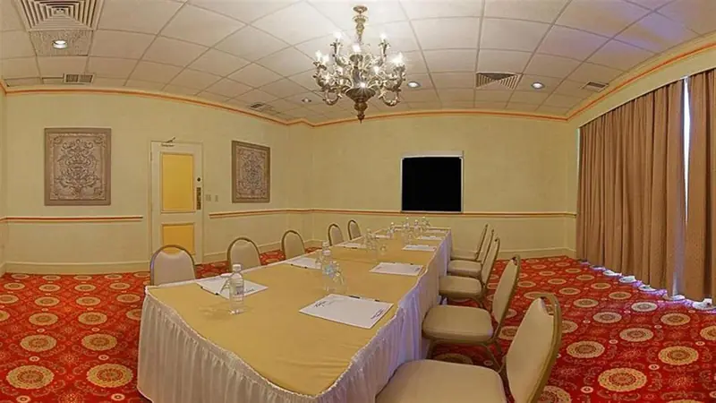 meeting & event spaces