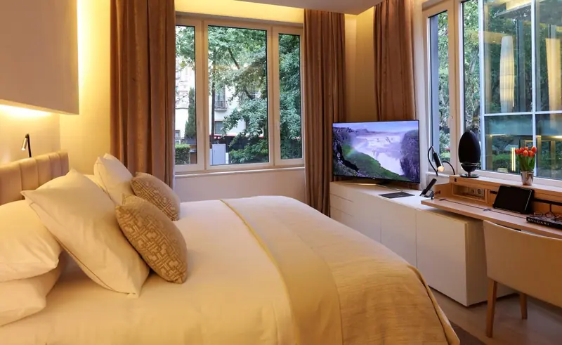 hotel room