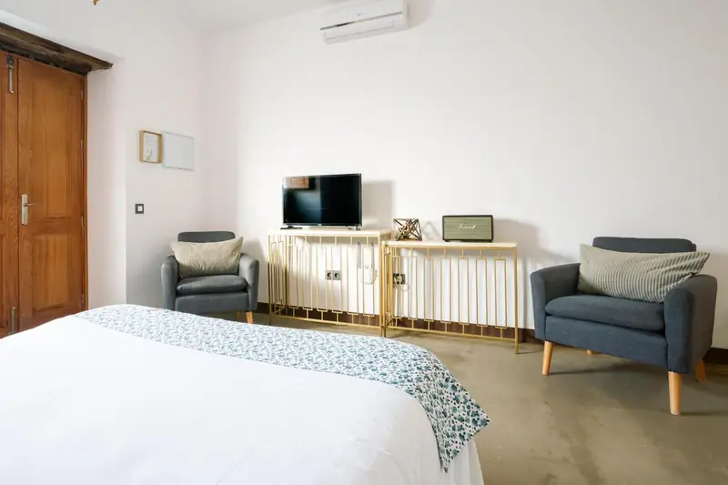 hotel room
