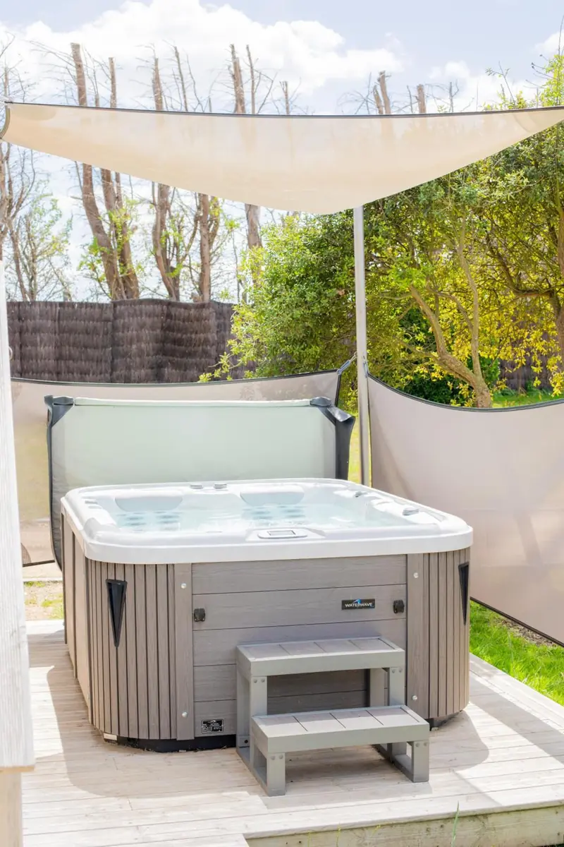 Jacuzzi