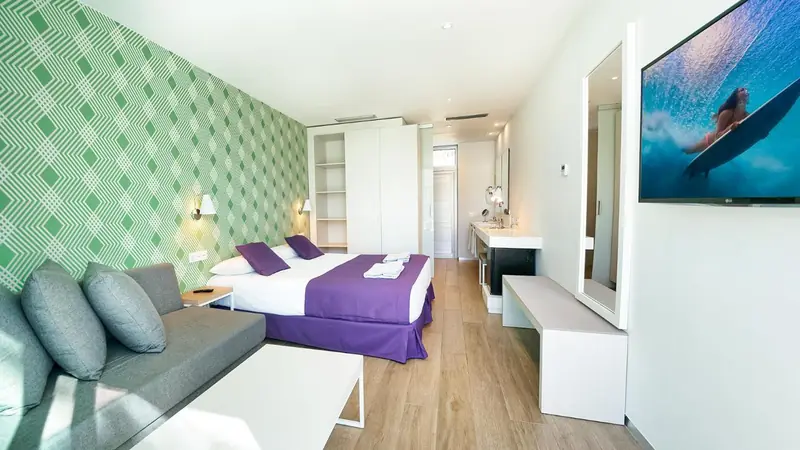 hotel room